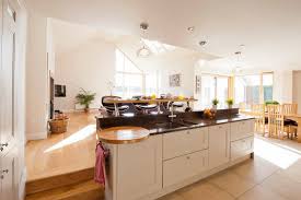 nice bright split level kitchen diner