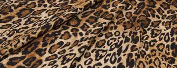 We carry a huge selection of apparel knits including solids and prints. Knit Fabric Guide Types Pros And Cons Trends 2018 2019 Sewing Tips