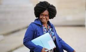 Video Sibeth Ndiaye Fait Ses Premiers Pas En Tant Que Porte Parole Du Gouvernement