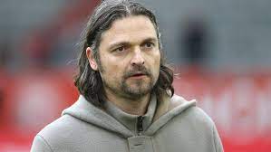 Lutz pfannenstiel (born 12 may 1973 in zwiesel) is a german former football goalkeeper and current football board member. Premier League Wechsel Kommt Fur Ex Bundesliga Manager Pfannenstiel Nicht Infrage