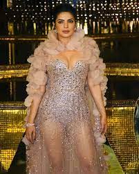 Hello my lovely fans ❤️❤️❤️ - Priyanka Chopra lovers page | Facebook