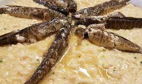 Risotto is a northern italian rice dish cooked with broth until it reaches a creamy consistency. A Oriago Di Mira Il Risotto Di Go