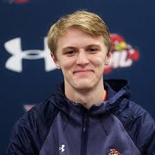 Klobe, Gatz, Becker lead way for Cardinals