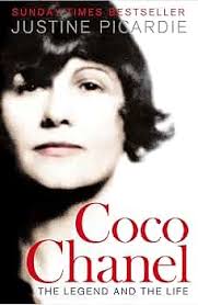 Coco Chanel: The Legend and the Life: Justine Picardie: 9780007319046:  Amazon.com: Books