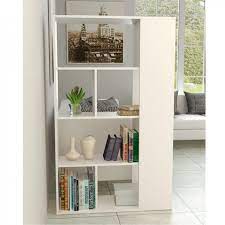 1.7 • miliki kursi tamu tambahan yang fleksibel. 7 Lemari Partisi Minimalis Terbaik Anti Sumpek Mulai Dari Rp600 Ribuan