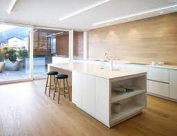 Rivestimento di pareti in legno e materiale simil legno, boiseries. 10 Modi Insoliti Di Usare Il Parquet Dal Soffitto Alle Pareti