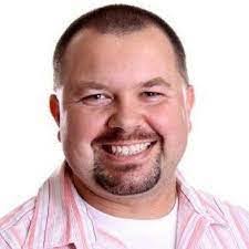 Derrick Pullen's Instagram, Twitter & Facebook