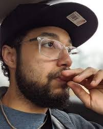 Tara Troutman's Instagram, Twitter & Facebook