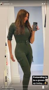 Jun 09, 2021 · carol vorderman, 60, has wowed on instagram today as she photographed her sensational curves ahead of what was sure to be a gruelling workout session.the former countdown host wore a pair of. Carol Vorderman 60 Shows Off Her Jaw Dropping Figure Aktuelle Boulevard Nachrichten Und Fotogalerien Zu Stars Sternchen