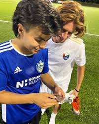 Fredo 🃏 (@alfredodiazsantillan_) · Instagram photos and Reels