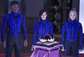 Also starring are skylar astin, elodie yung, ashley liao and noah lomax. Secret Society Of Second Born Royals Disney Movie Ending Sequel Tvline