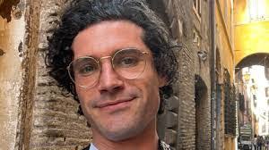 Scott Gemmell's Instagram, Twitter & Facebook