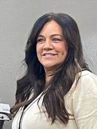 Pickles supervising his momma make NM Pinòn biscochito coffee chai . NM  Pinòn biscochito coffee, unsweetened vanilla almond milk, vanilla  extract,star anise, tumeric, candied ginger and cinnamon.