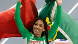 Já evelise veiga, a outra portuguesa em prova, fica pelo caminho. A Bola Patricia Mamona Bateu Recorde Nacional Do Triplo Salto Atletismo