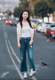 Never miss another show from 吳倩倩. å³å€©ç§æœå¤ªç¾Žäº† é•·ç™¼é£„é£„æ°£è³ªè„«ä¿— å¥¹ä¸€ç¬'æˆ'å¿ƒéƒ½åŒ–äº† å¤©å¤©è¦èž