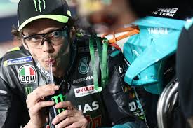 Jun 29, 2021 · setelah sembilan tahun tidak pernah terlihat berakting, akhirnya diusia 21 tahun choi tae joon kembali berakting di drama padam padam yang dibintangi jung woo sung dan han ji min. Valentino Rossi Findet Einigen Jungen Motogp Fahrern Fehlt Es An Respekt