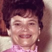 Iona Marshall's Instagram, Twitter & Facebook