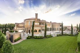 Luxury Homes For Sale 25 Homes Zillow Mansions Luxury Property Luxury Homes