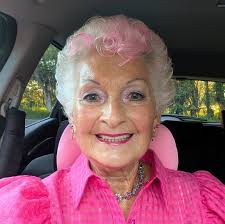 We found this tunnel, and I guess I had to make some videos here...