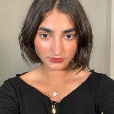 Anna Conte's Instagram, Twitter & Facebook