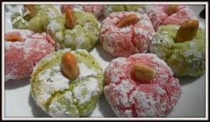 Mechkouk Ou Macarons Aux Amandes Gateaux Algeriens Recette Macaron Amande Gateau Algerien Macaron