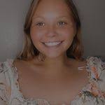 Shelly Hatten's Instagram, Twitter & Facebook