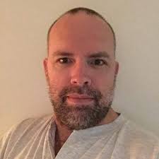 Martin and his husband are 😍😍😍