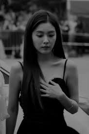 Jadi gambar tersebut tidak hanya sekedar menghibur tetapi juga memberikan motivasi dan inspirasi kehidupan kamu. Pin Oleh Nandiniprihantana Di Irene Red Velvet Di 2021 Wanita Cantik Beludru Merah Gadis Korea