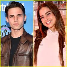 Meet The Cast Characters Of Disney Channel S The Lion Guard Return Of The Roar Exclusive Photo 891744 Atticu Peyton Meyer Madison Pettis Max Charles