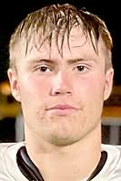 Bulldogs, Huskies advance in playoffs