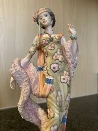 The forms of the figurines and sculptures are characterised by a special elegance. Stunning Rare Leonardo Collection Roaring 20 S Art Deco Figurine Valentine S 19 95 Picclick Uk