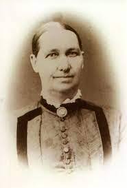 Isabel Messer's Instagram, Twitter & Facebook