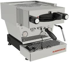 Named for giovanna bambi, this classically designed la marzocco machine combines pristine design and powerful technological advances to make you can get automatic, manual, and semi automatic versions of this machine. La Marzocco Linea Mini Review
