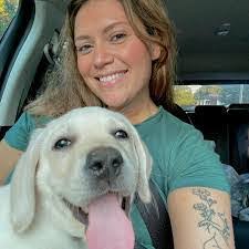 Marissa Squires's Instagram, Twitter & Facebook