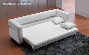 Esistono tanti modelli di divano letto, come per esempio il divano letto matrimoniale o il divano letto singolo. Divano Letto Barbara