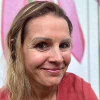 100+ "Bronwyn" profiles