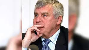 Muere Peter Lorimer, máximo goleador de la historia del Leeds United