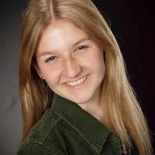 Hi! I'm Lizzie! I'm from Waterloo, IN, and I'm 100% committed to Ball  State! I'm majoring in English Education. I love reading and writing, and  I'm in theatre and show choir. I