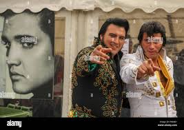 Elvis presley fan hi-res stock photography and images