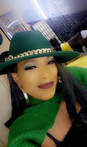 Awesome, new swag as arrived! Thank u Cliffton Hadley