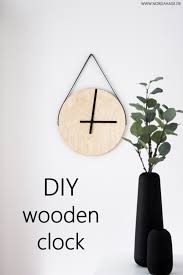 Diy Holzuhr Aus Ikea Frosta Hocker Wooden Clock Decor Clock Reforma E Construcao Inspirador Und Construcao