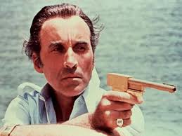 達人專欄] 007：金槍人中的金槍道具槍們- lightfullsh的創作- 巴哈姆特