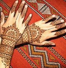 The tattoo begins to fade slowly as your skin dries out and flakes away (exfoliates.) for a longer tattoo life, keep your skin moisturized with and lotion or oil. Henna Tattoos Al Bab Com