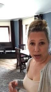 Kim Sankey's Instagram, Twitter & Facebook