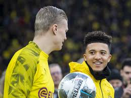 Raphael guerreiro at the double as bvb return in style. Aufstellung Des Bvb Reyna Mit Problemen Beim Aufwarmen Hazard Kommt Bvb 09