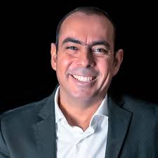 Dr. Manuel de la Rosa