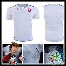 It is bordered by austria to the south, germany to the west, poland to the northeast. Comprar Uniforme De Futebol Republica Checa Masculina Euro 2016 2017 Ii On Line Camisolas De Futebol Republica Oficiais Baratas