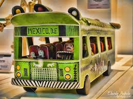 Fotos De La Semana Juguetes Tradicionales De Mexico Camion De Madera Mexico Desconocido Arte Popular Mexicano Tradiciones Mexicanas Historia De Mexico