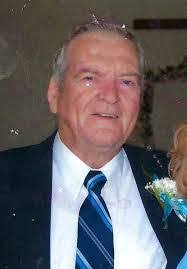 Ann Castor's Instagram, Twitter & Facebook