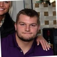 400+ perfiles de «Bastone»